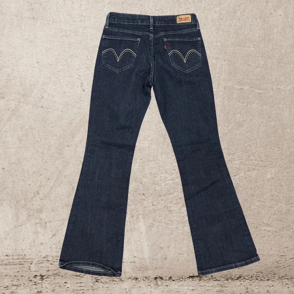 Levi's Blue Boot Cut Jeans Classic Style - Picture 2 of 5